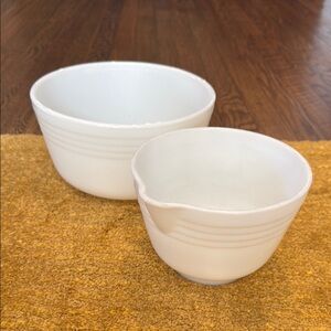 Vintage PYREX Mixing Bowl Set in White
